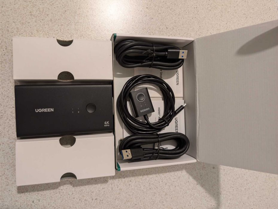 Comutator KVM UGREEN HDMI 2-1 USB 3.0