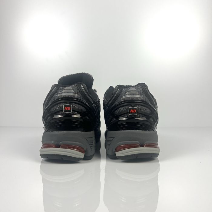 New Balance 1906R Black/Grey/Red | Размери 41-44 | Нови