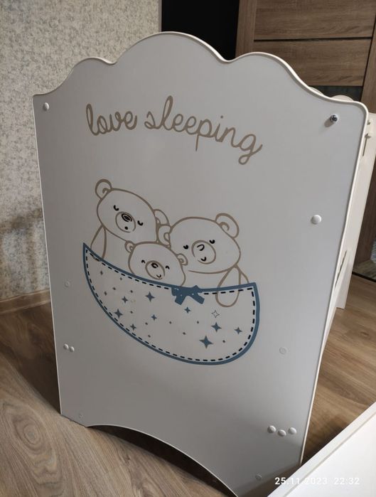 Манеж с матрасом