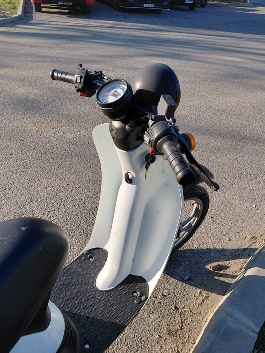 Scuter Honda SKY 50.