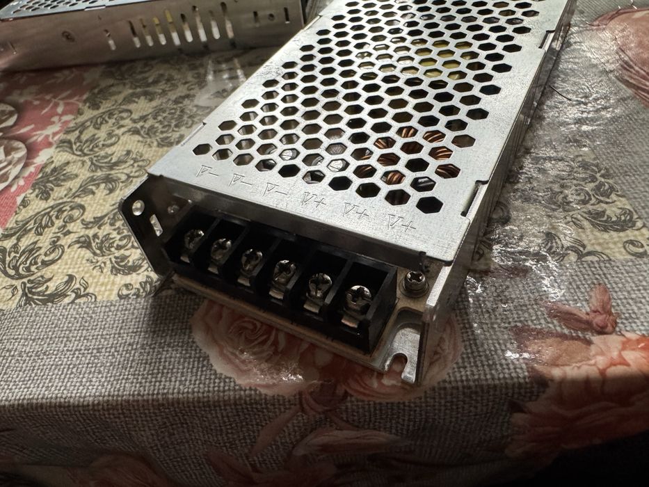 Блок питание 5+ вольт 40 ампер