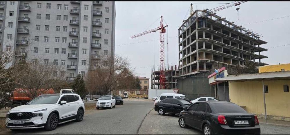 Куп каватли турар жой куриш учун ер майдони