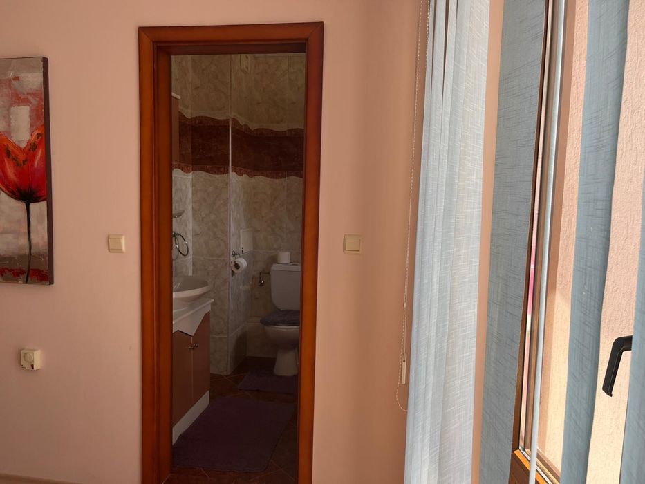 Продава се, 3-стаен, Св. Влас,  Елените, първа линия!