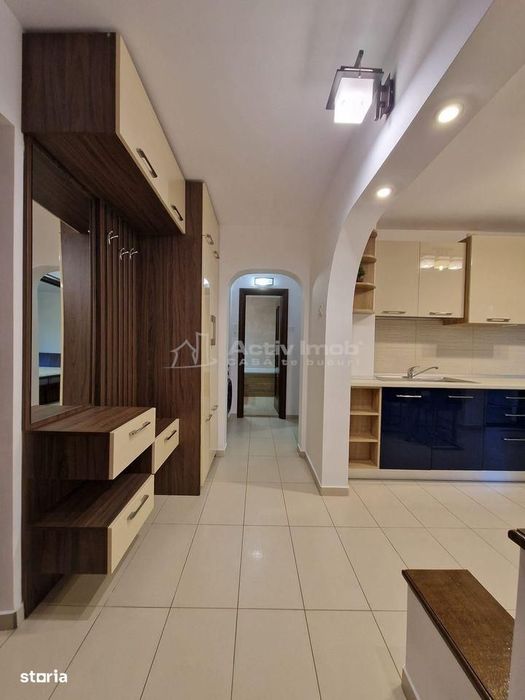 2 cam Drumul Sarii-  Liceul Ion Barbu, str. Nabucului, parcare