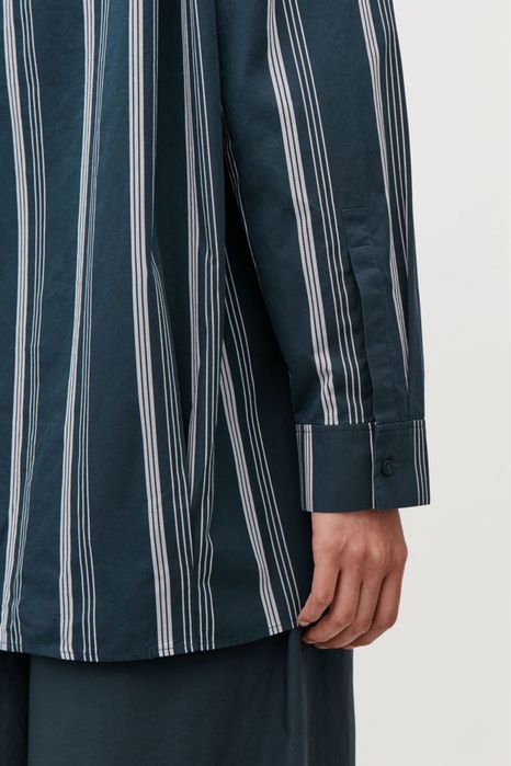 COS памучна оувърсайз риза