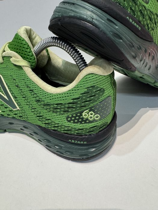 Маратонки NEW BALANCE 680 V6 .Номер 39