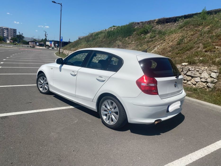 BMW Seria 1 2010 — imagine 3