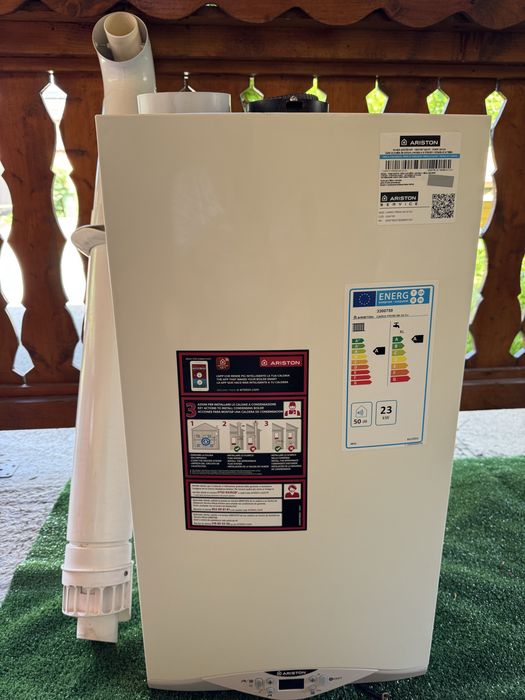 Centrala termica pe gaz in condensatie ARISTON HS PREMIUM 24 EU2