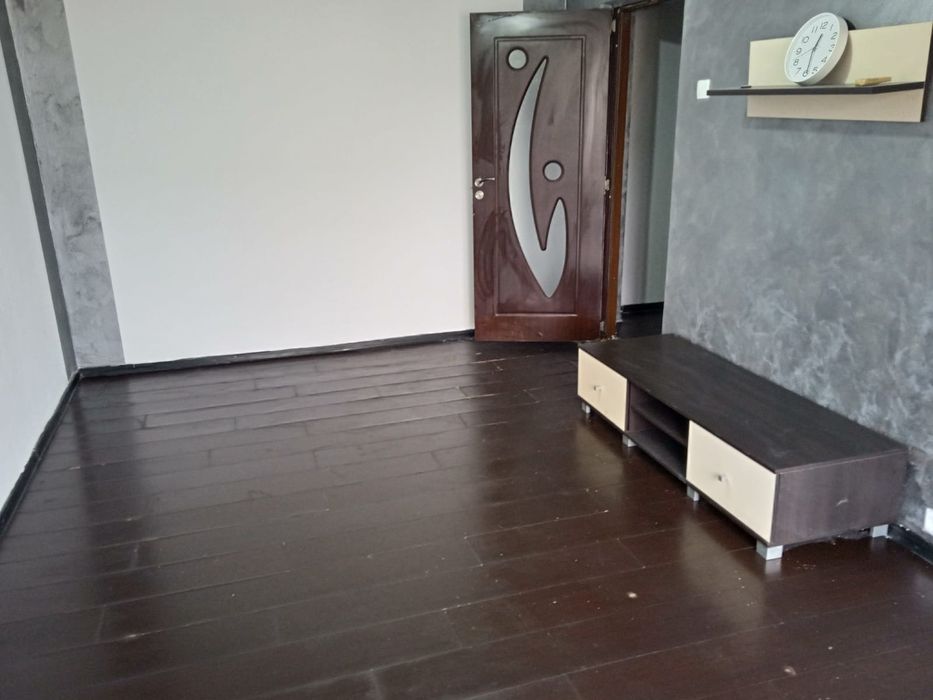 Garsonieră De Vânzare 27mp cu Balcon Zona(Kfc,Lidl,Penny)