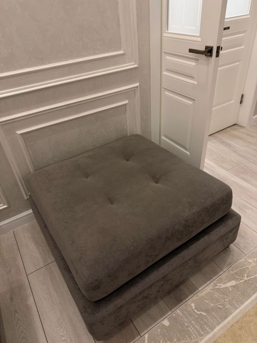 Продам диван с банкеткой