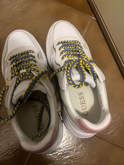 Дамски маратонки Guess