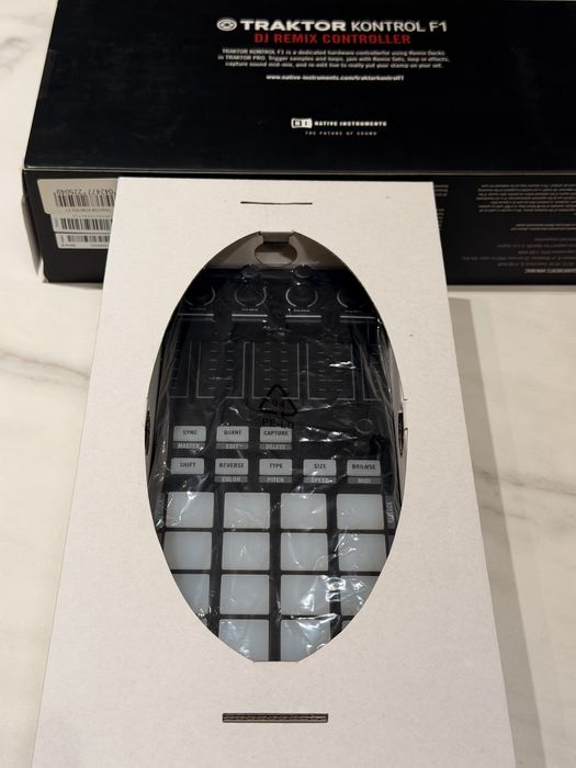 Traktor Kontrol F1
