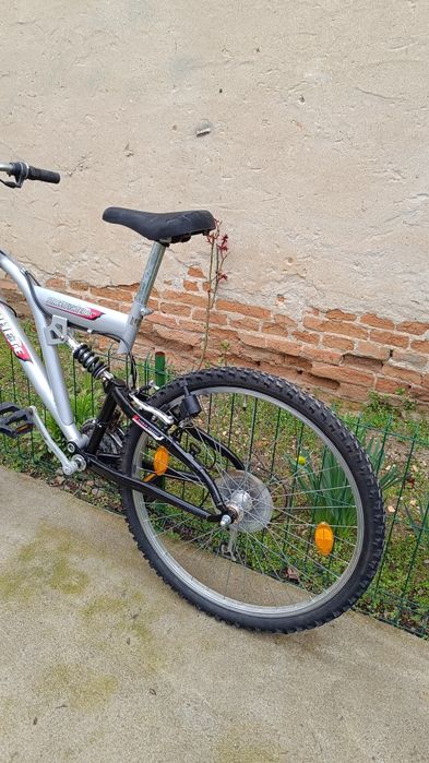 Vând bicicleta roti 26!!!