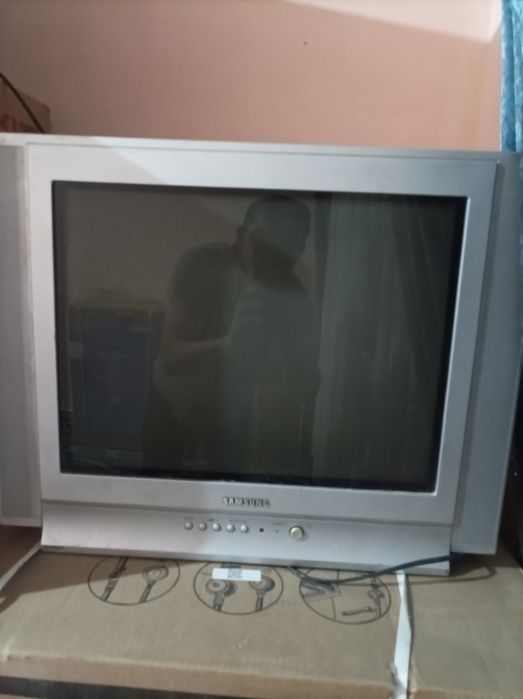 Телевизор сотилади холати яхши