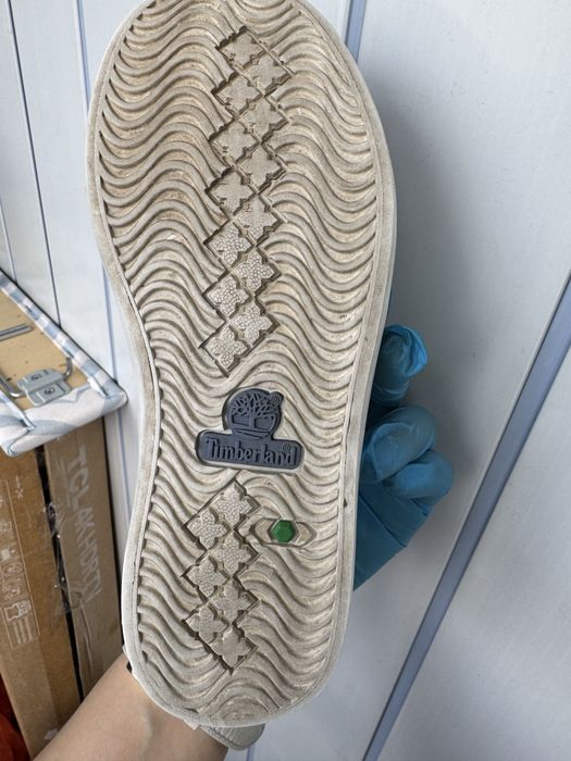 Продам детскую обувь