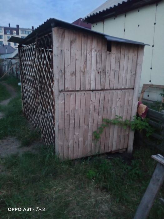 Продаётся вольер.