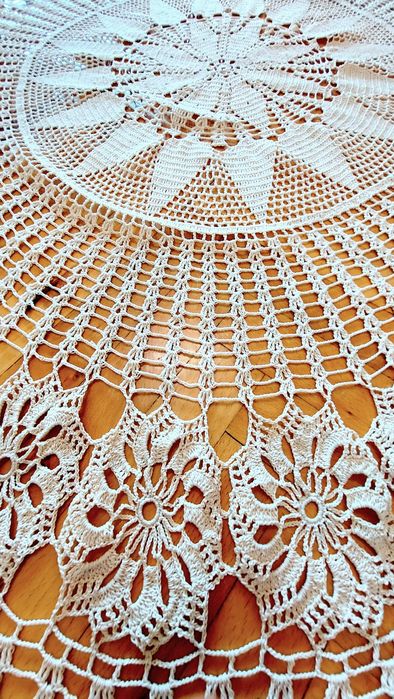 Покривка на една кука. Кръгла - 150 см.