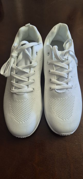 Продам летние кроссовки, 43-44 размер