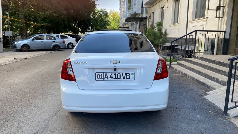 Chevrolet Gentra. Отличная ухоженая машина