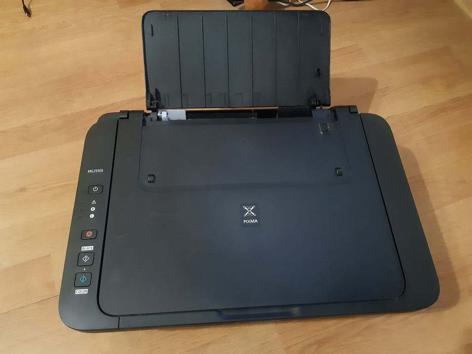 Vand imprimantă multifuncțională Canon PIXMA MG2550S.