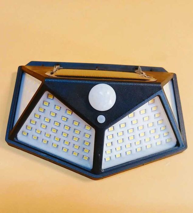 Proiector led pentru exterior cu alimentare solara