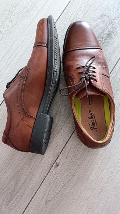 Pantofi de piele