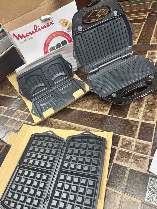 Продам абсолютно новую импортную вафельницу