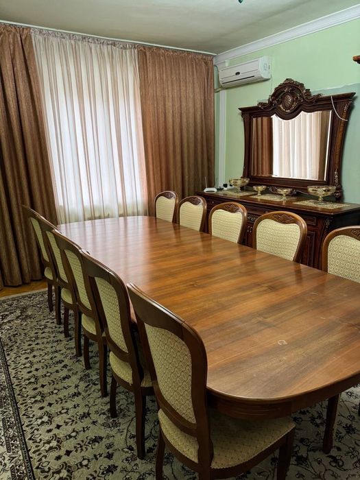 Продам стол со стульями