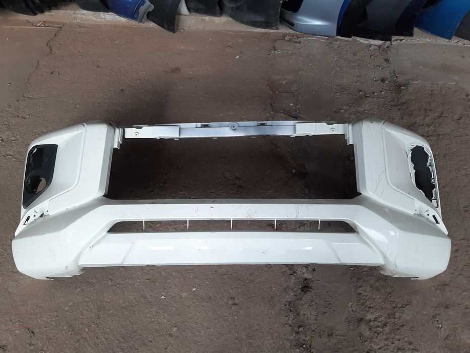 Предна броня за Мицубиши Л200 Mitsubishi L200 2019г-