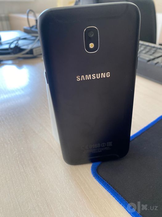 Samsung J 7 telefon