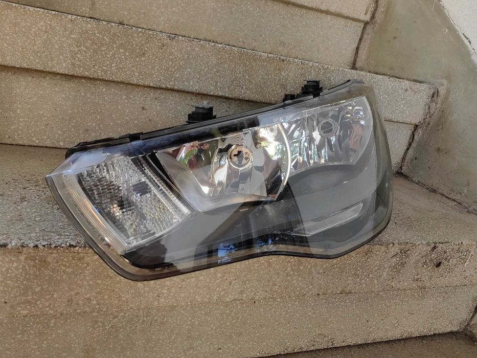 Фар Audi A1 ляв / Фар Ауди А1 Оригинален