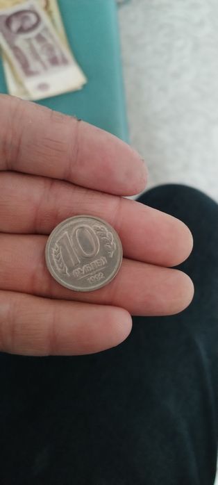 Продам монеты  разные