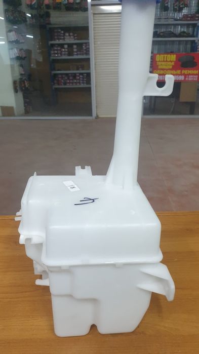 Бачок омывателя на HYUNDAI/KIA