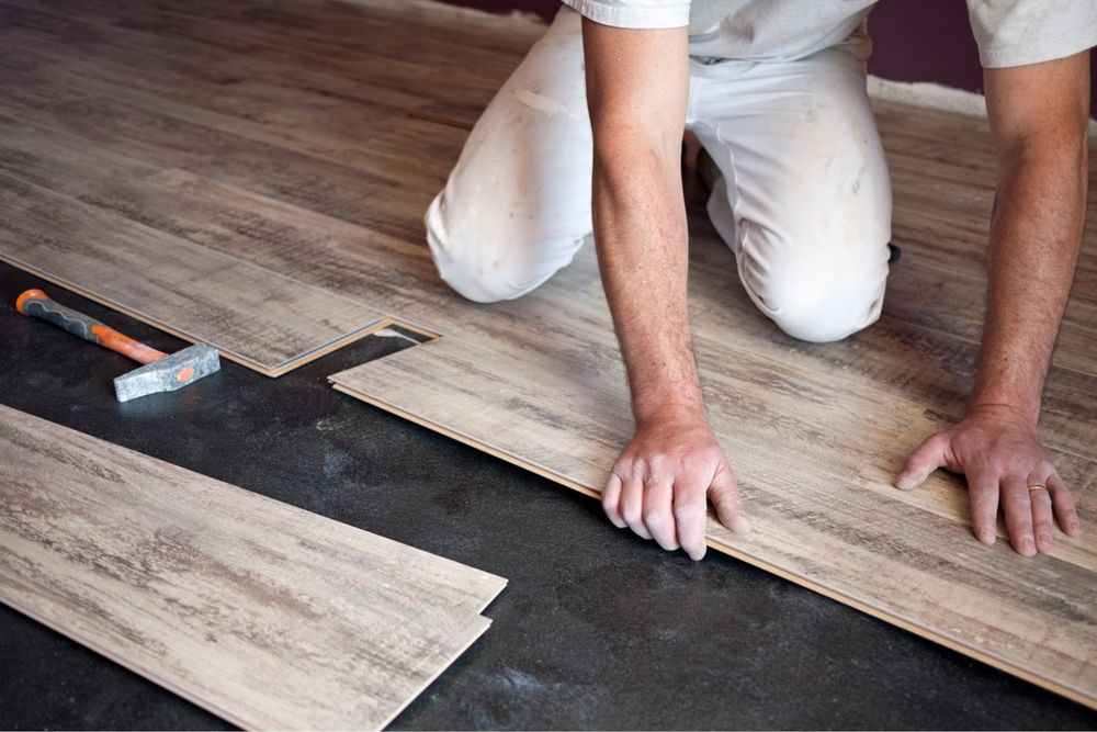 Montaj Parchet de Înaltă Calitate – Rapid, Precis și ieftin