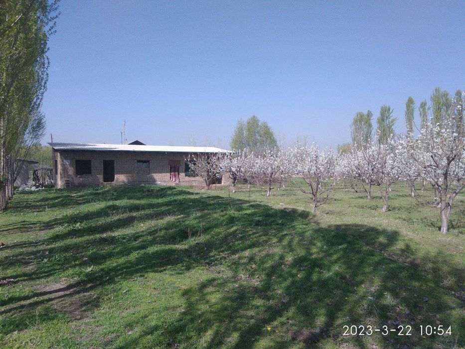 Bo'ka qishlog'i Qirg'iz ovul Mahallasida Uchastka Sotiladi