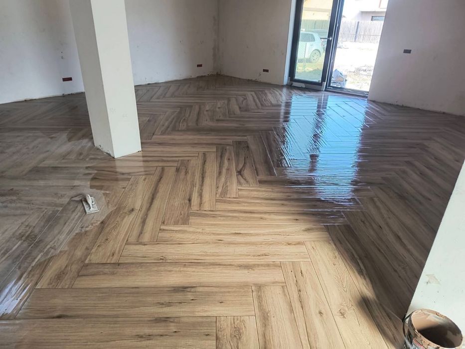 Meserias constructii efectuez lucrari in constructii  apartamente la cheie gresie faianta glet lavabila sape tencuieli etc.