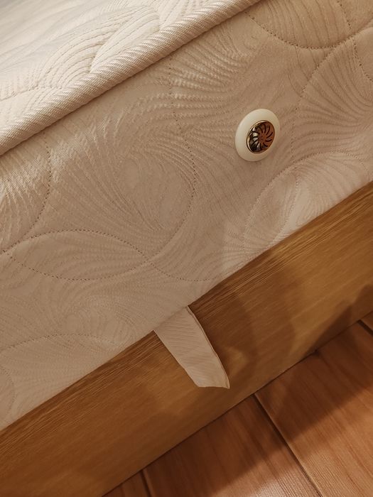 Еднолицев матрак за спалня