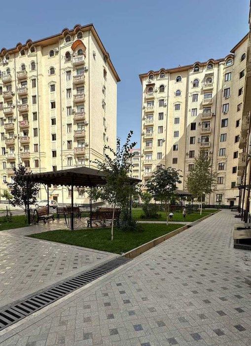 Ц2 ориентир ресторан Басри Баба, Алайский рынок