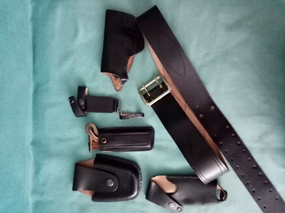 Продам белые рубашки мвд