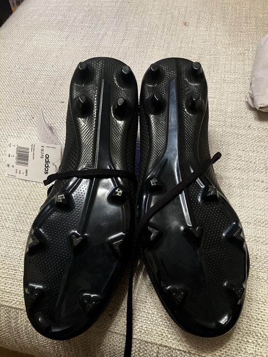 Футболни обувки Адидас