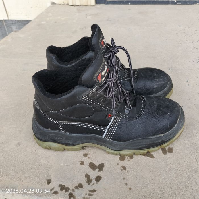 Спец ботинка.Жұмысқа арнайы бәтіңке.