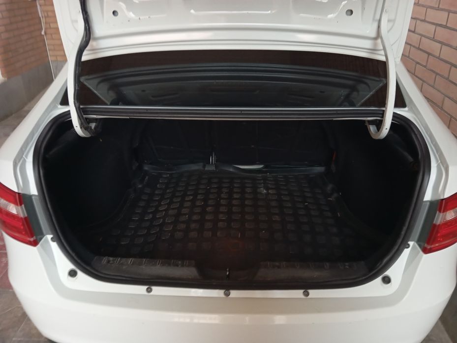 Лада Веста холати яхши хадавой матор Зур прапан газ