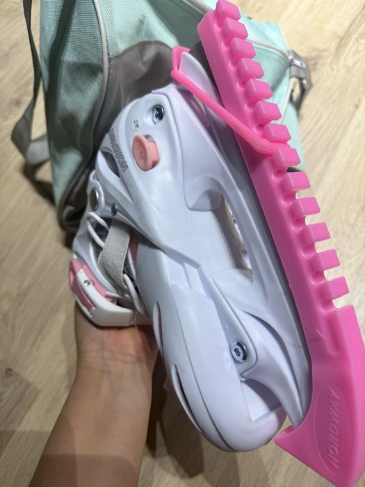 Продам коньки на девочку 36-37 размер