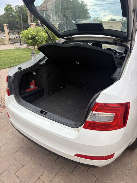 Vând Skoda Octavia 1.6 TDI (2014)