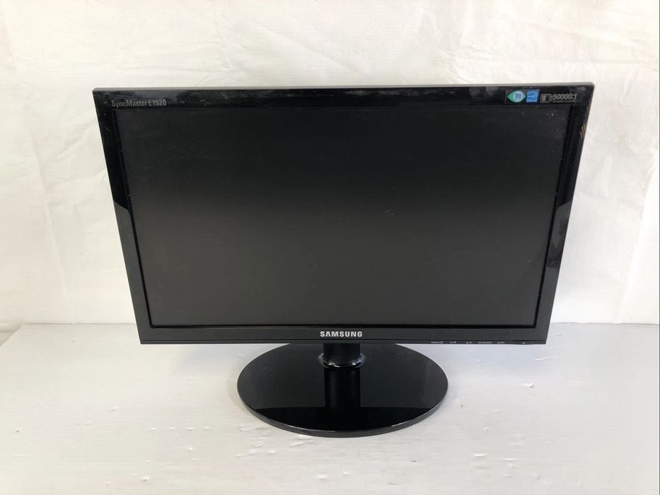 Монитор продаетсЯ