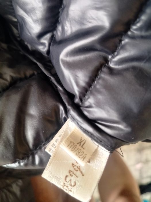 Продам весеннию куртку