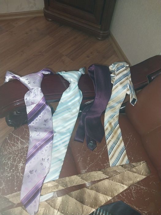 продам красивые стильные галстуки