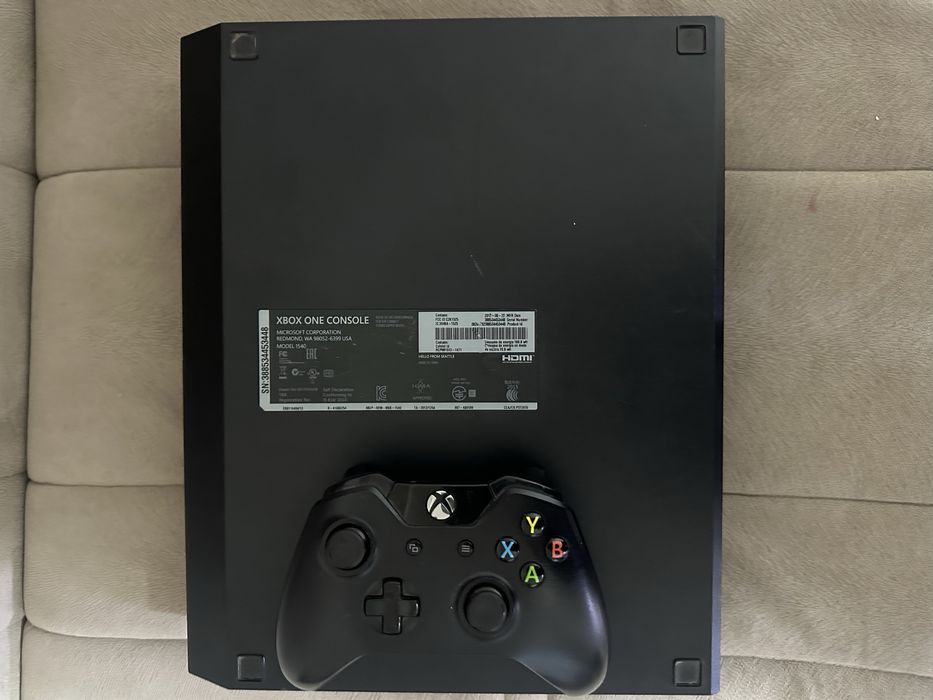 Xbox One 1Tb. 1 ta original gamepad