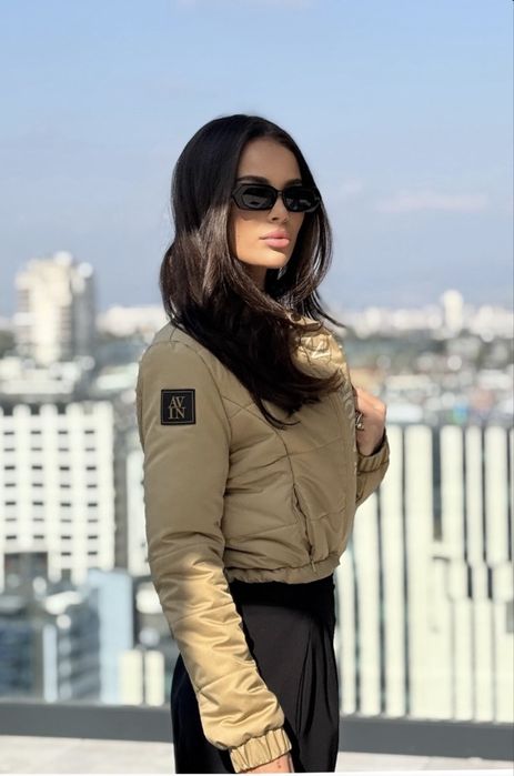 Уникално яке Avin