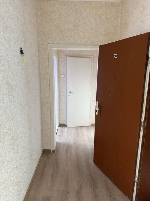 Апартамент в центъра на Гр. Девня